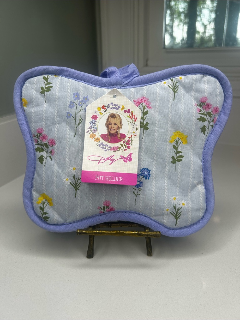 NWT Dolly Parton Floral Lavender-Trim Pot Holder